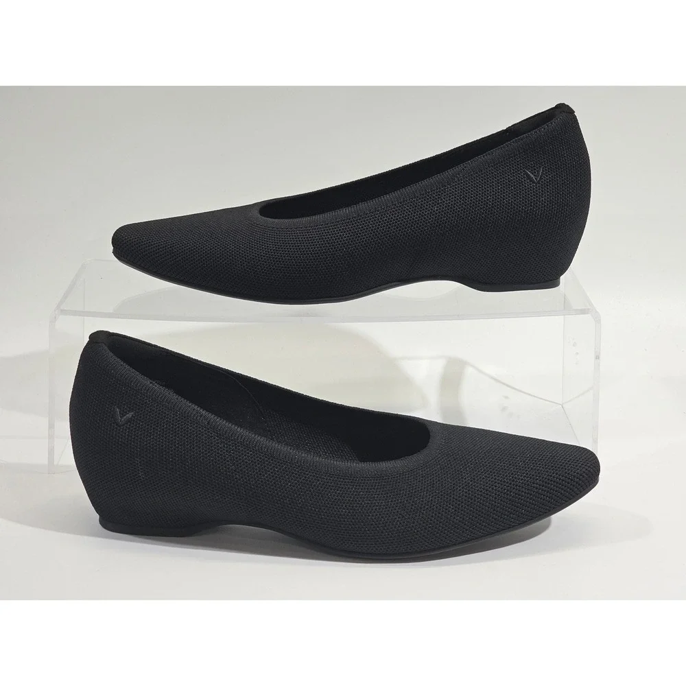 Vivaia Pointed Toe Wedge Flats Womens 40 Black Recycled Knit Comfort Shoes NWOB